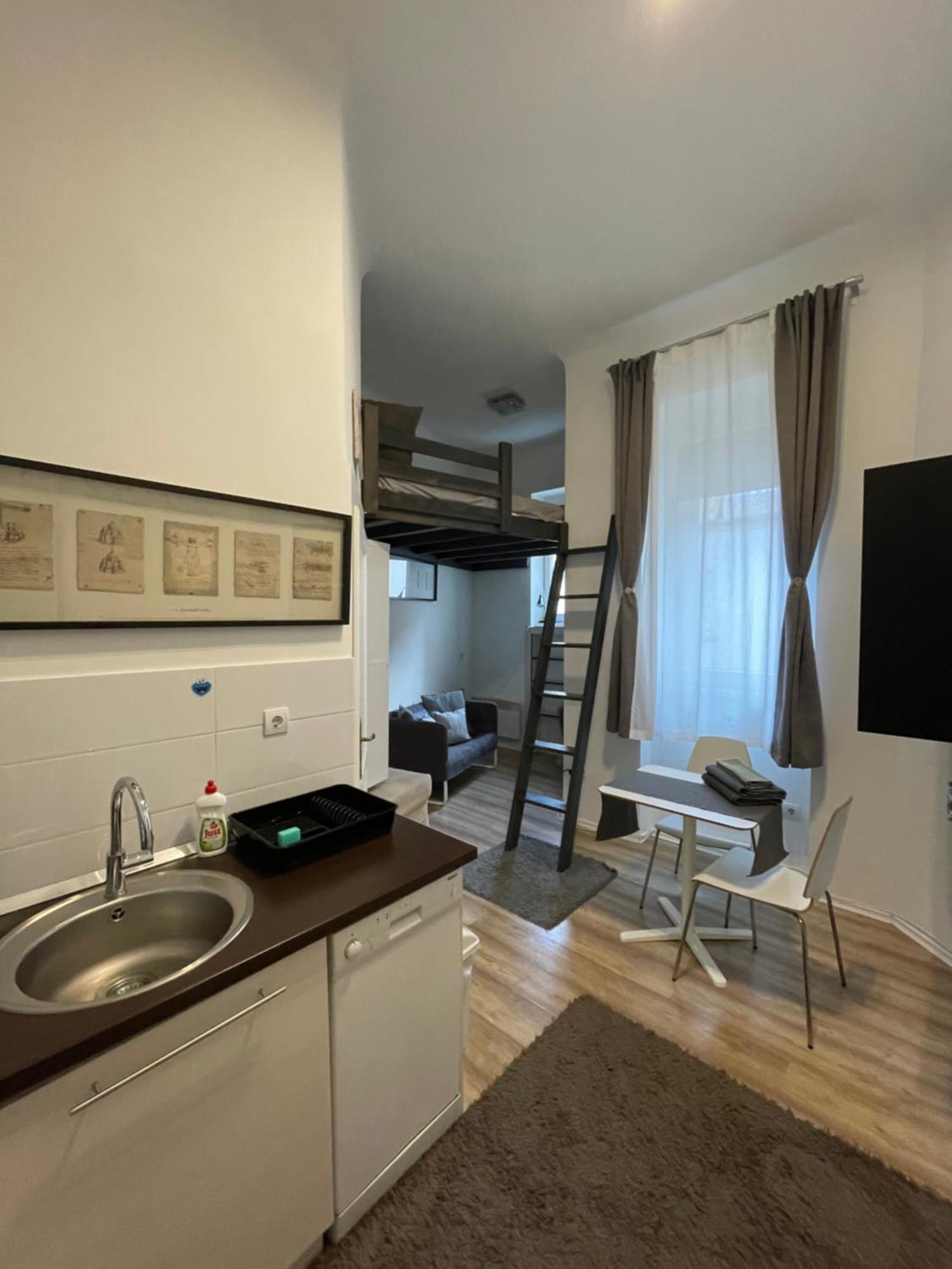 Roland Apartment Downtown - Pope Subway Budapest Exterior photo